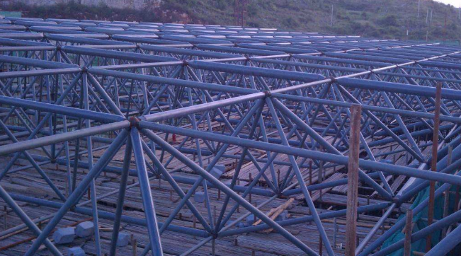 嘉峪关概述网架加工中对钢材的质量的过细恳求